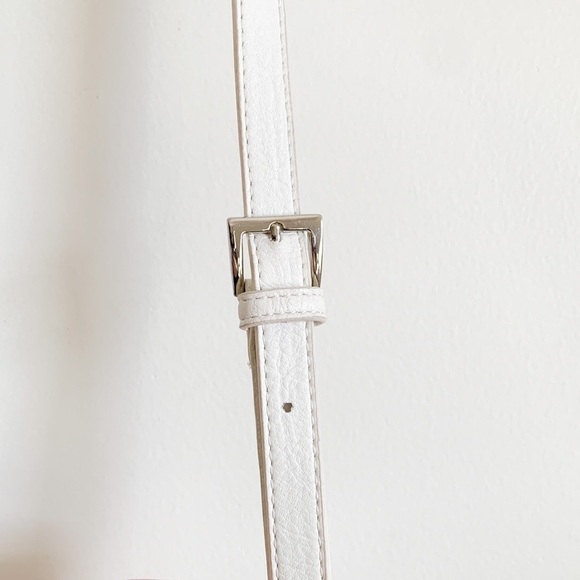 Steve Madden BKOLTT HOBO BAG White Vegan Leather Crossbody Bag - Picture 7 of 16